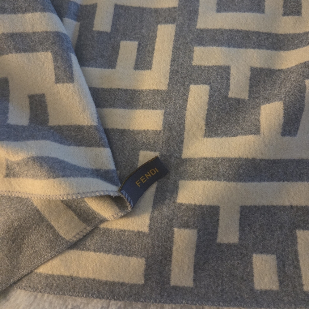 "Fendi" Scarf
